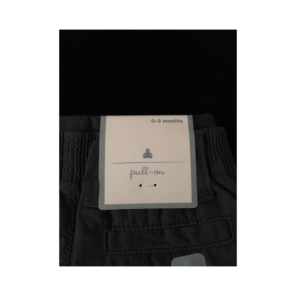 Baby gap shorts size 0-3 months - Picture 4 of 4